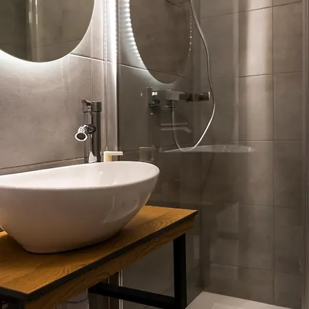 Orkana House Pensionat 3*